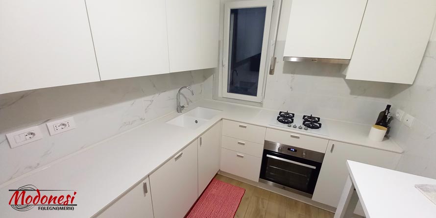 Cucina Angolare Moderna Milano: cucina total white risultato finale