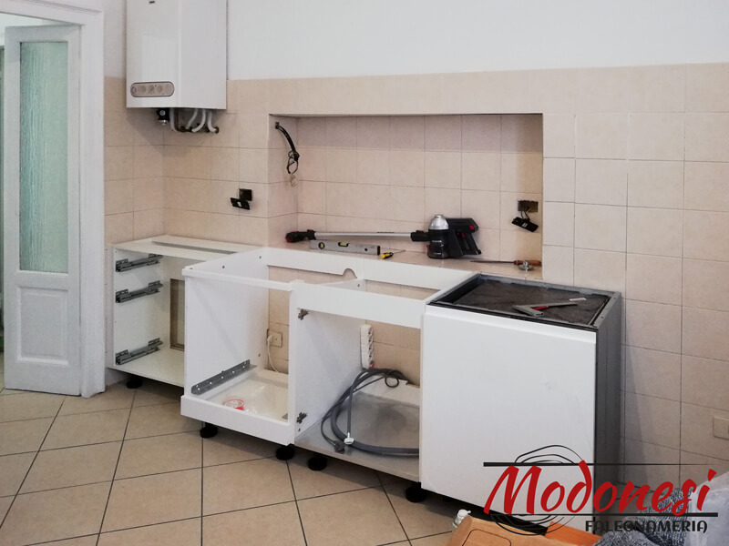 Cucina Su Misura Milano In Bilaminato Bianco Opaco App 01