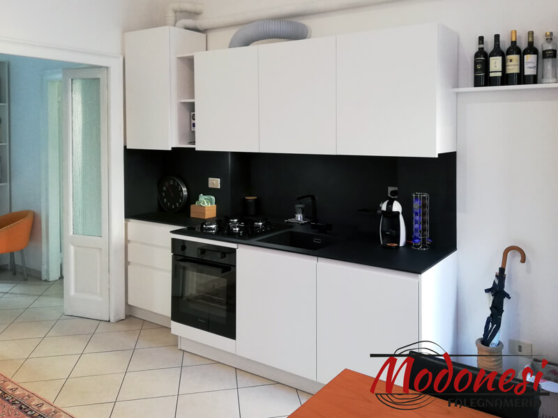 Cucina Su Misura Milano In Bilaminato Bianco Opaco Finito 01