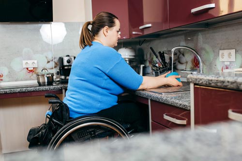 Falegname mobili su misura Milano cucina disabili