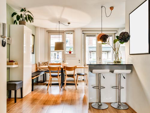 Idee per dividere ambienti a Milano:  cucina arredamento open space
