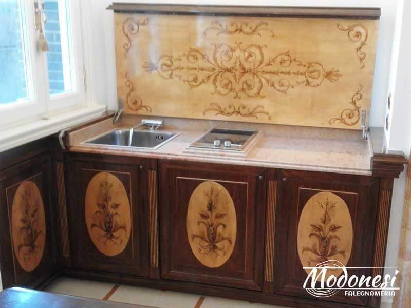Come arredare cucine piccole Milano: piccola cucina stile barrocco