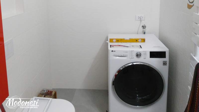 Armadio Su Misura Vano Lavatrice Bagno Milano 01