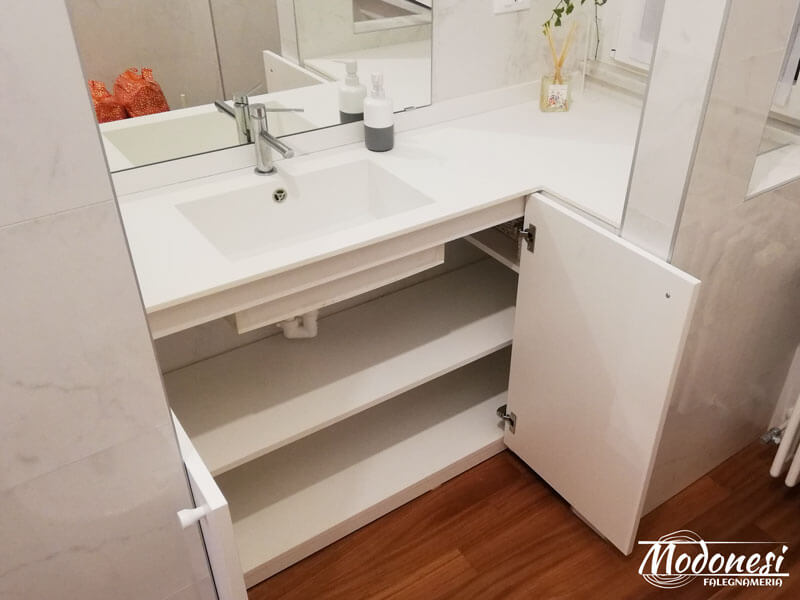 Mobile Bagno aperto
