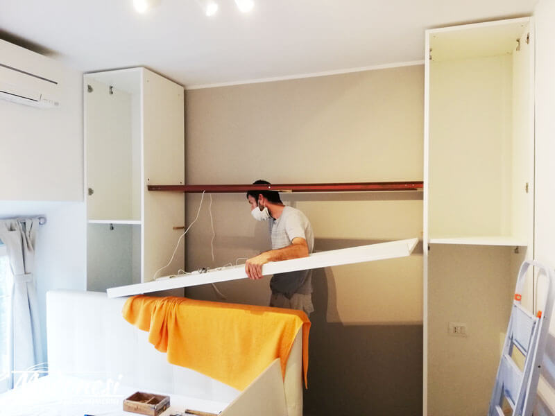 Armadio A Ponte Camera Matrimoniale In Una Casa A Milano Applicazione 03