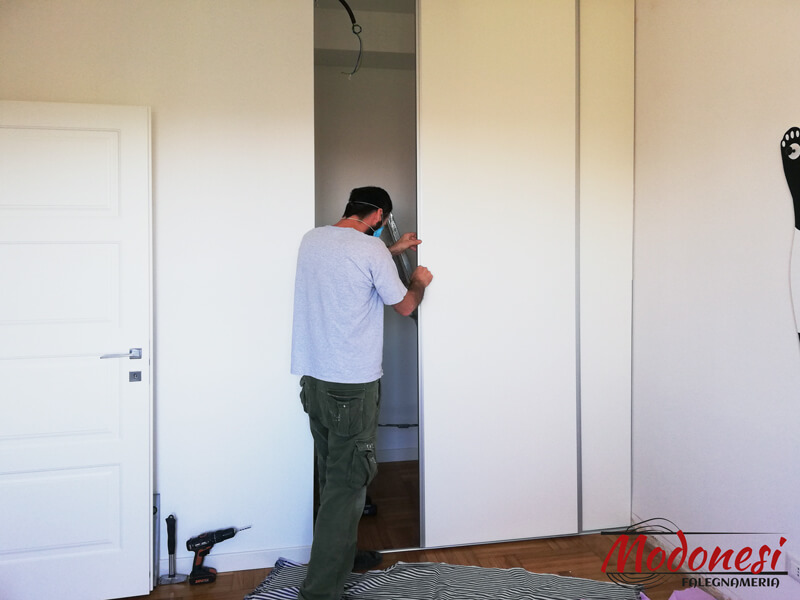 Cabina Armadio Bianca Realizzata Per Una Casa A Milano Applicazione 02