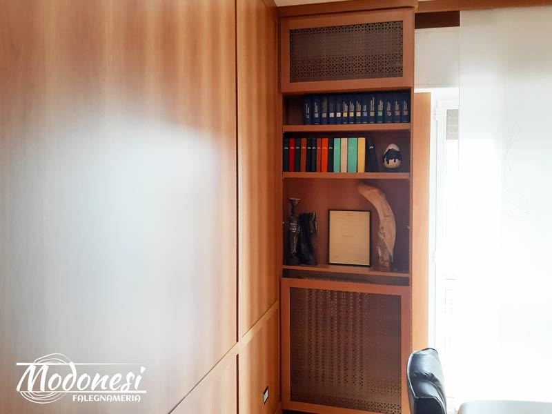 Boiserie In Legno A Tutta Parete Per Un Avvocato Di Milano Finito 02